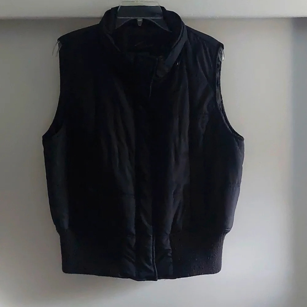 Vintage Torrid Y2K 90s Quilted Puffer vest black No hood Great Condition